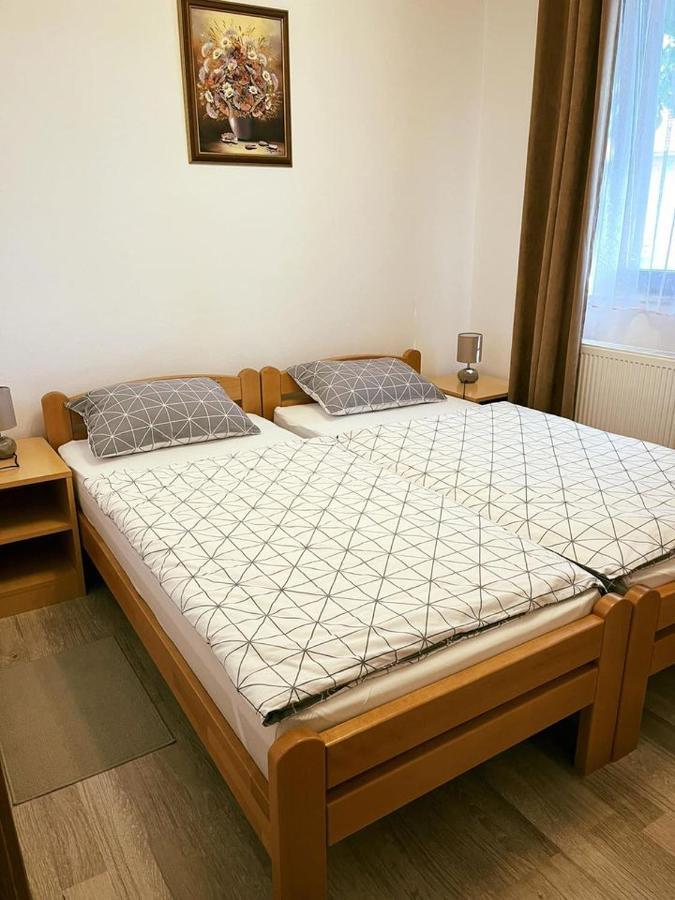 Turul -Kuca Za Odmor- Apartment Korod Bagian luar foto