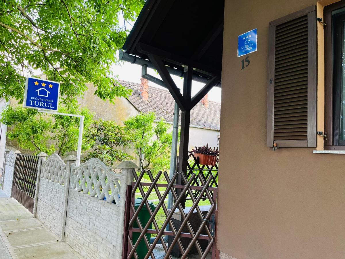 Turul -Kuca Za Odmor- Apartment Korod Bagian luar foto